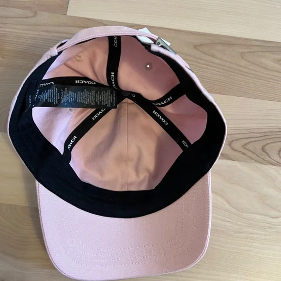 Coach pink ball cap - Picture 4 of 7